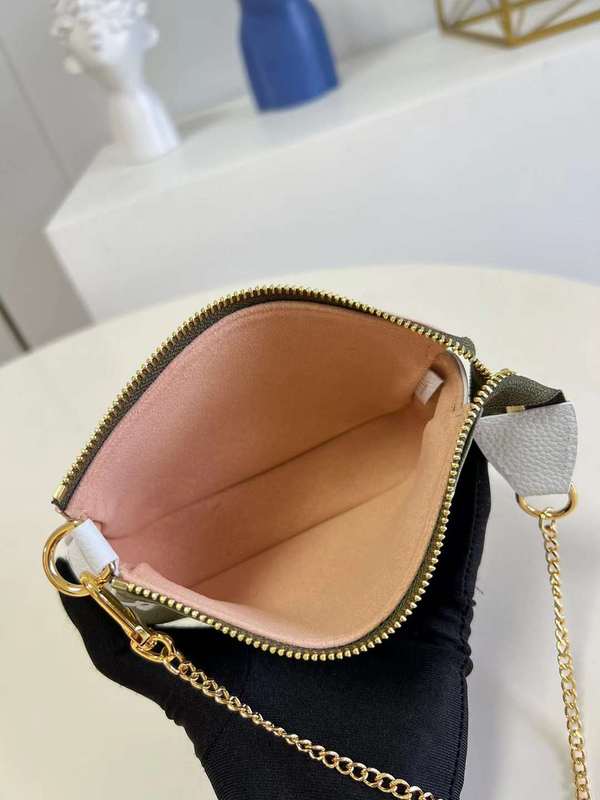 Top view of classic modern women's handbag – women's everyday handbag