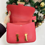  effortless top-handle bag styled with outfit