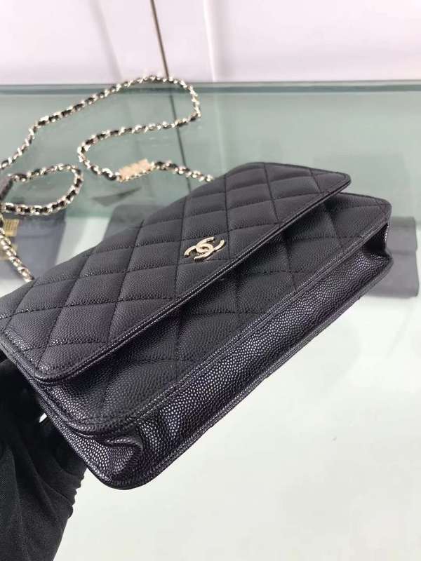 Zivas Charm Contemporary Flair Fashion Handbag (Effortless Style Upgrade) – Interior View