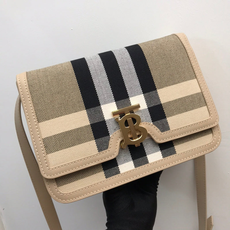 Ziva's Charm handbag – detail view (one versatile size)