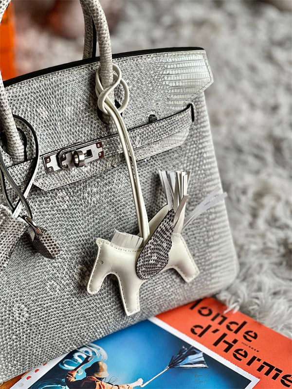  sophisticated carryall bag detail view showing craftsmanship
