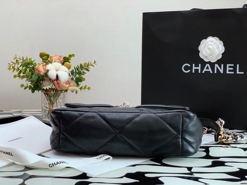 Zivas Charm Refined Structure Designer Handbag (Timeless Wardrobe Addition) – Angled View
