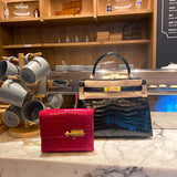  everyday top-handle bag detail view showing craftsmanship 8