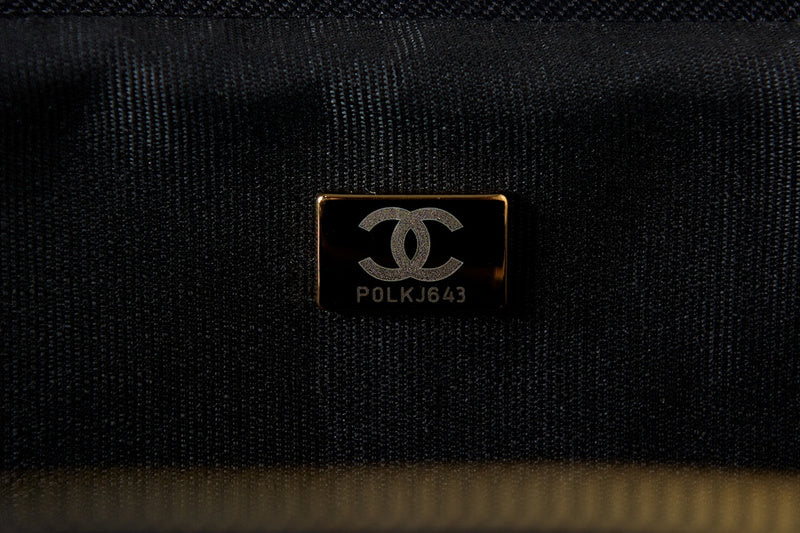  versatile purse view 3