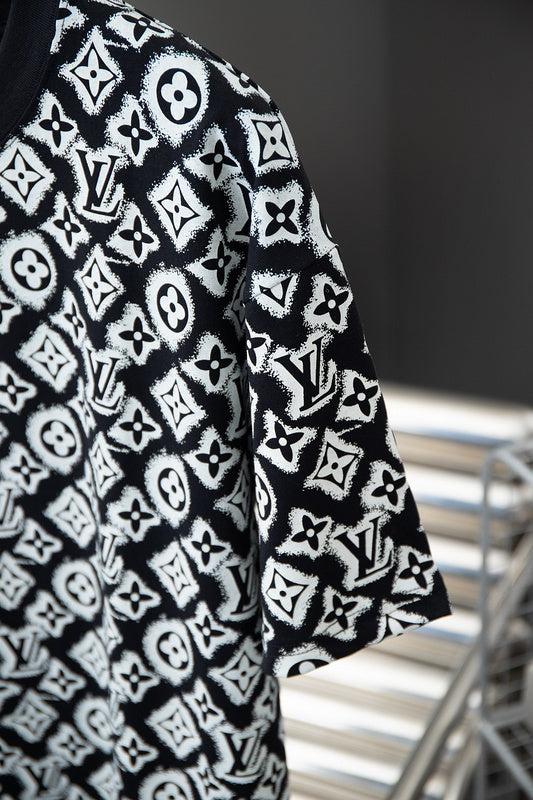 Full styled look of Louis Vuitton cotton t-shirt with monogram-inspired silhouette