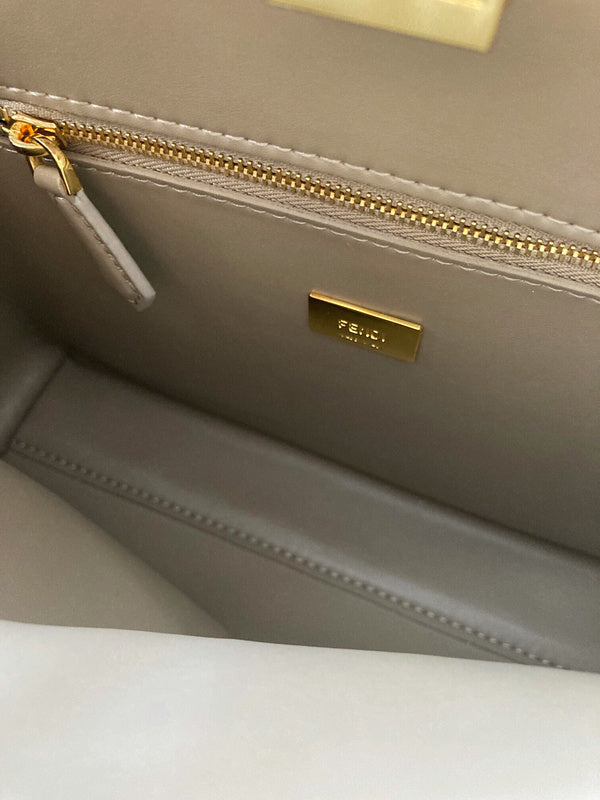 Ziva's Charm handbag – product shot (27cm*21cm*9.5cm)