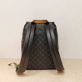 Close-up detail of elevated classic women's handbag – women's designer-style accessory