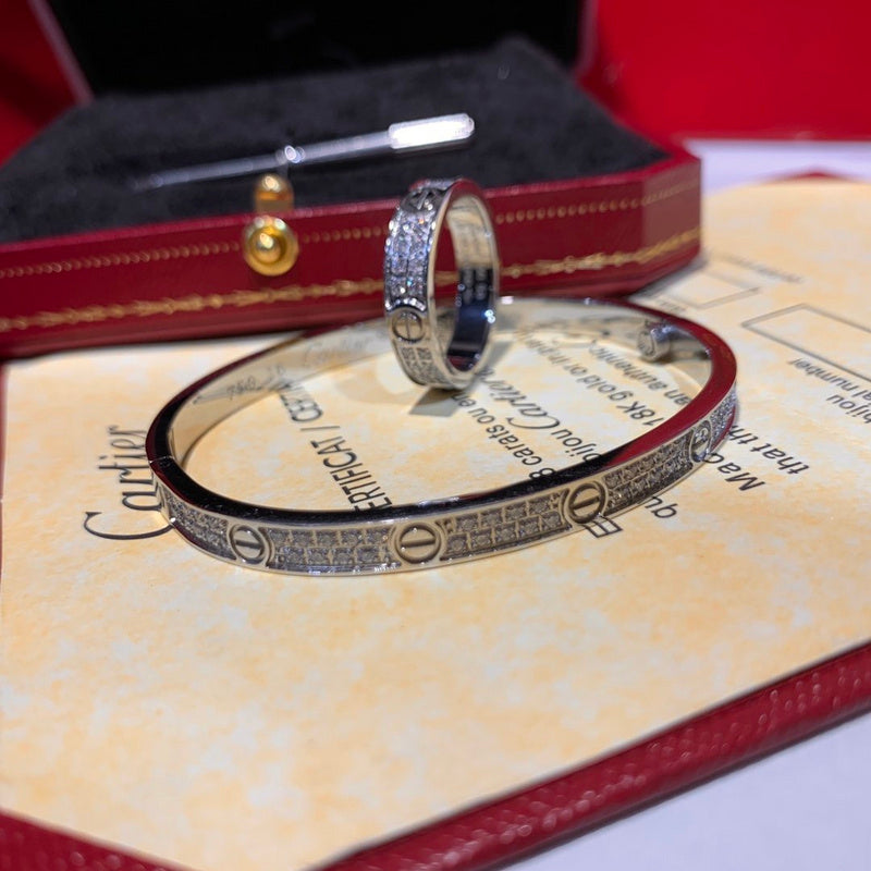Angled view of Cartier unisex jewelry piece