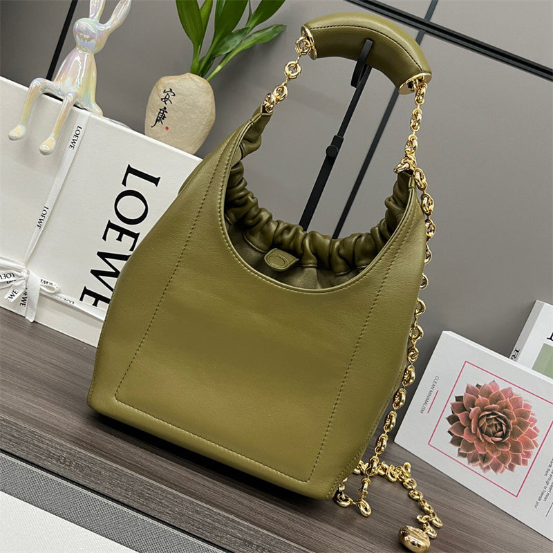 Ziva's Charm handbag – carry view (29cm*10.5cm*24cm)