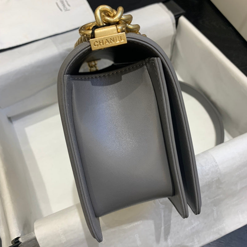  handbag, mid everyday style, image 3