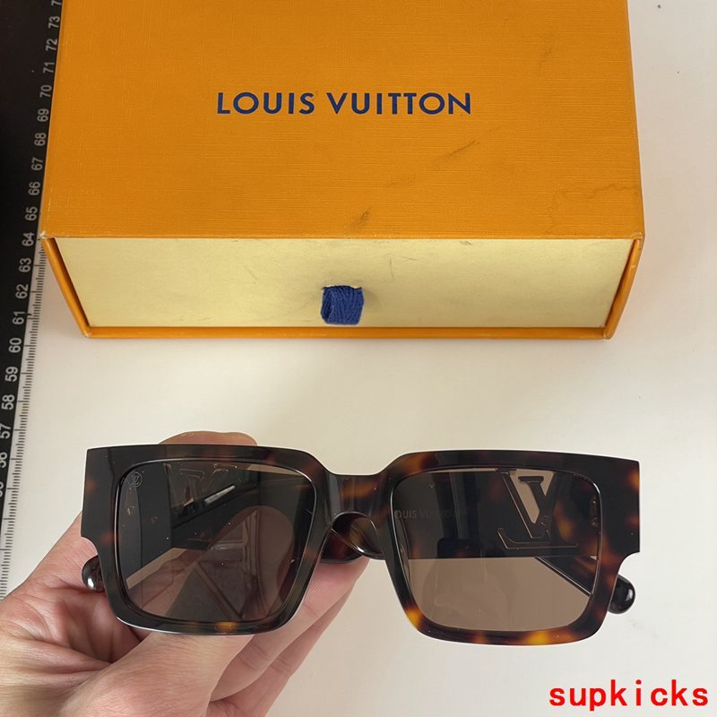 Side view of Louis Vuitton unisex sunglasses