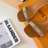 Louis Vuitton shoes Style 403 - top view showing design
