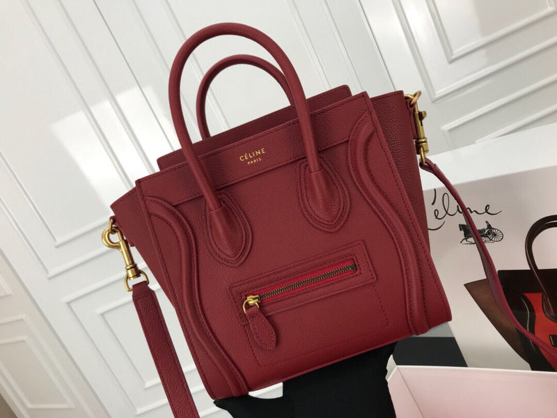 Side profile of statement everyday-luxe women's handbag – women's luxury handbag