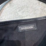 Effortless Premium PU Leather Handbag - Statement Silhouette | Women's Everyday Carry Handbag #648 - texture close-up (image 9) of designer-inspired handbag