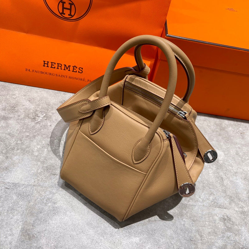 Chic bag women's premium everyday handbag