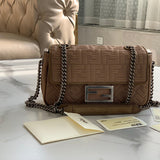 Ziva's Charm handbag – detail view (Standard Size)