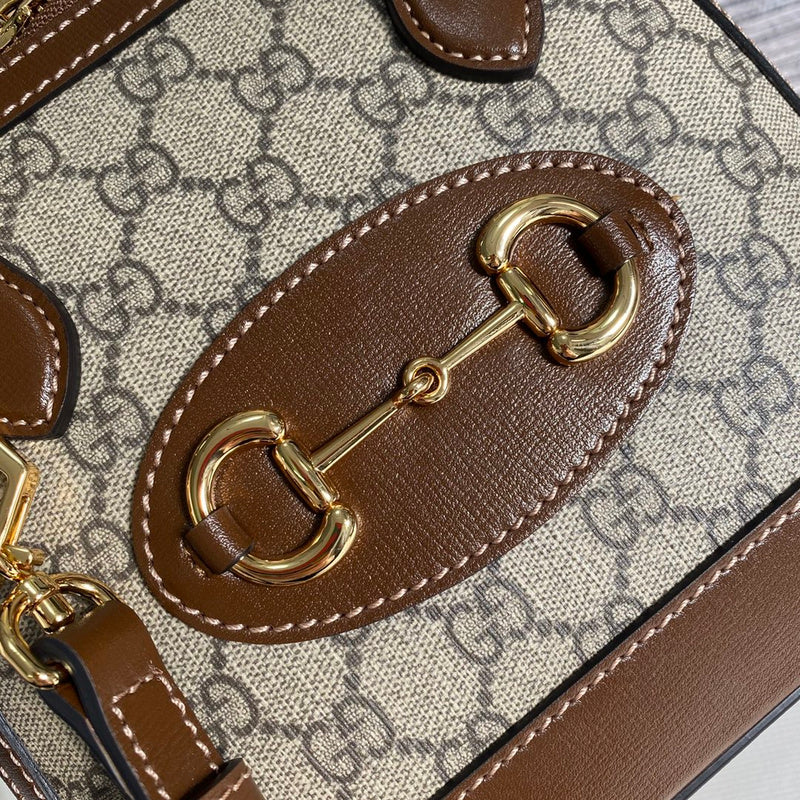Handle and strap detail of elevated signature women's handbag – women's premium purse
