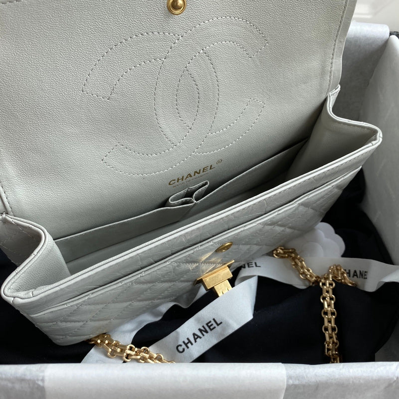 Zivas Charm Modern Edge Luxury Handbag (Designer-Inspired Craftsmanship) – Angled View