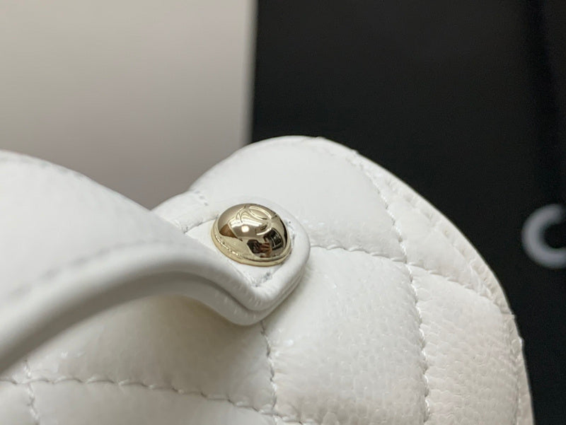  women's handbag, versatile design, view 5
