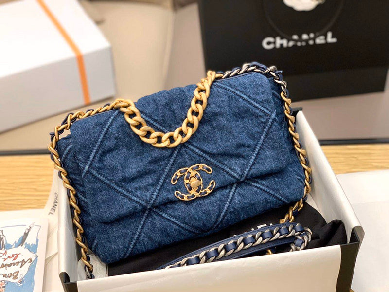  handbag, mid everyday style, image 1