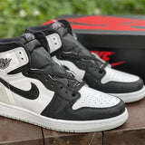 Nike Men's & Women's Iconic Street Trainers — Style 263 hardware detail