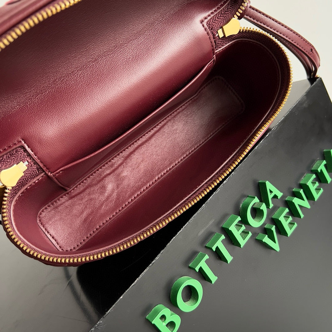 Bags? Bott V Bang Bang Bag Elegant Everyday Designer Handbag