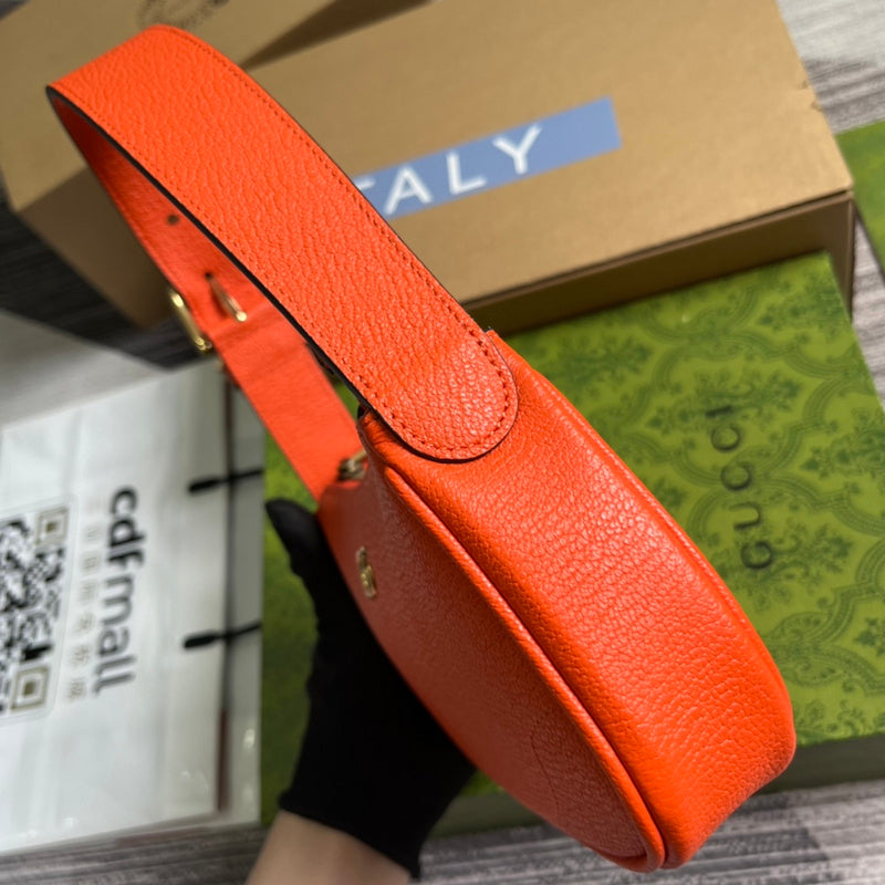Interior view of everyday-luxe sleek women's handbag – women's designer-style accessory