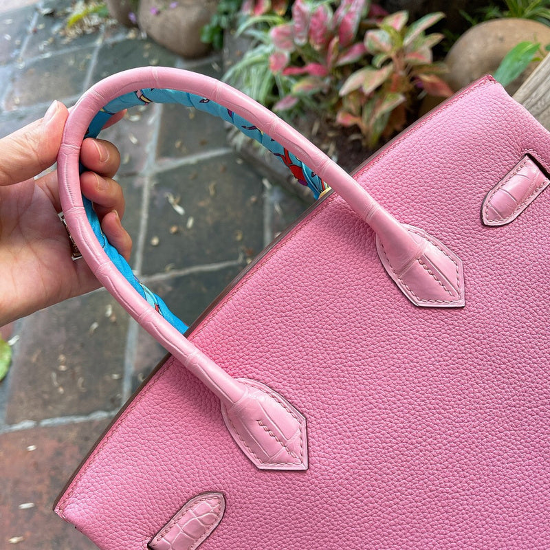 Side view of smart structured handbag
