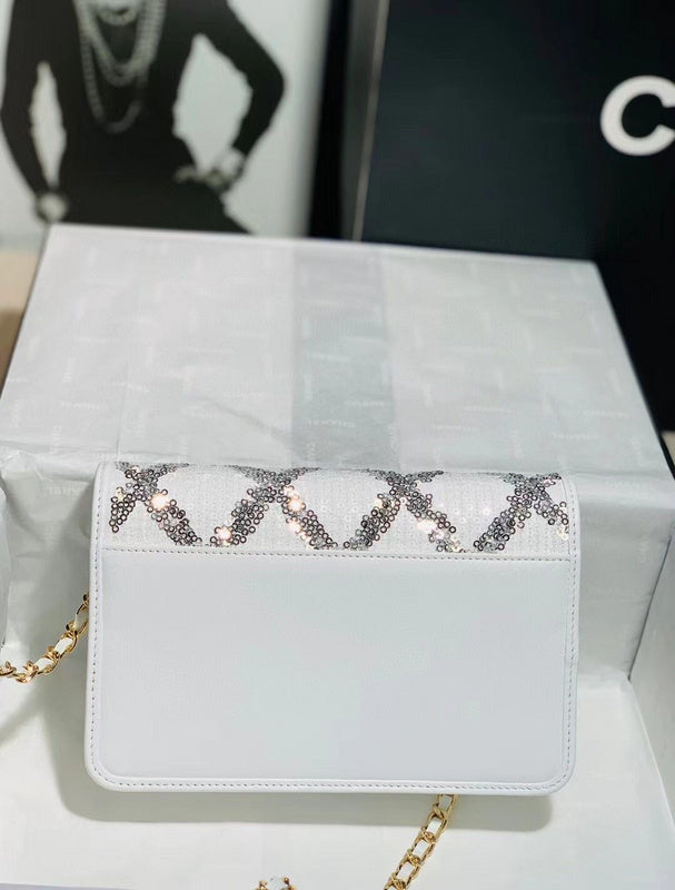  mid purse view 4