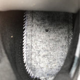 Nike Men's & Women's Premium Low-Top Trainers — Style 181 interior view