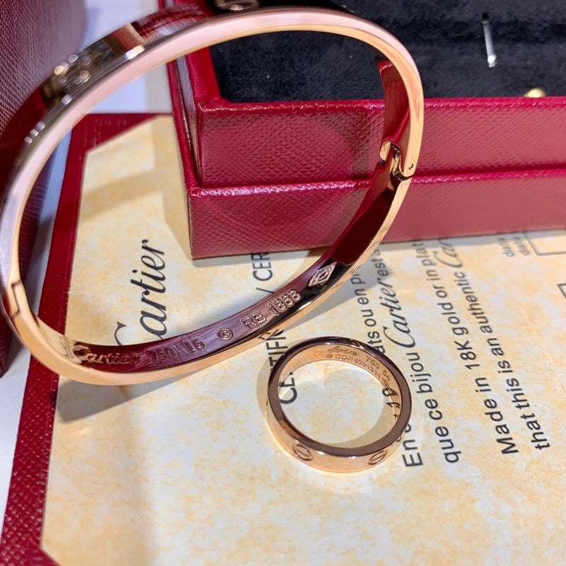 Angled view of Cartier unisex jewelry piece