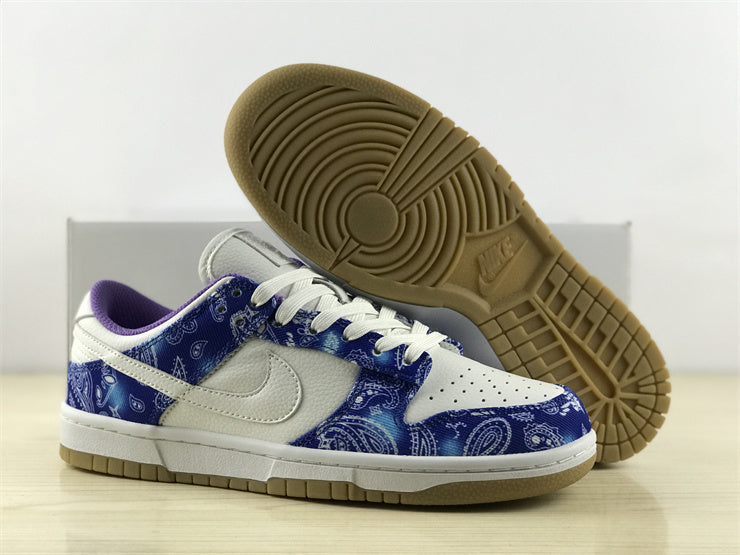 Nike classic monochrome luxury sneakers view 4 retro runner design