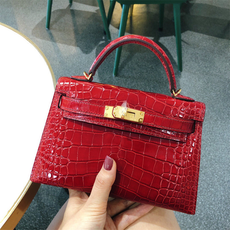  Curated shoulder bag carried on shoulder 10
