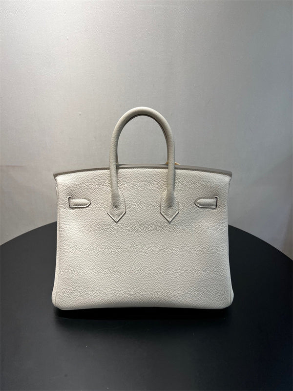  Understated handbag carried on shoulder