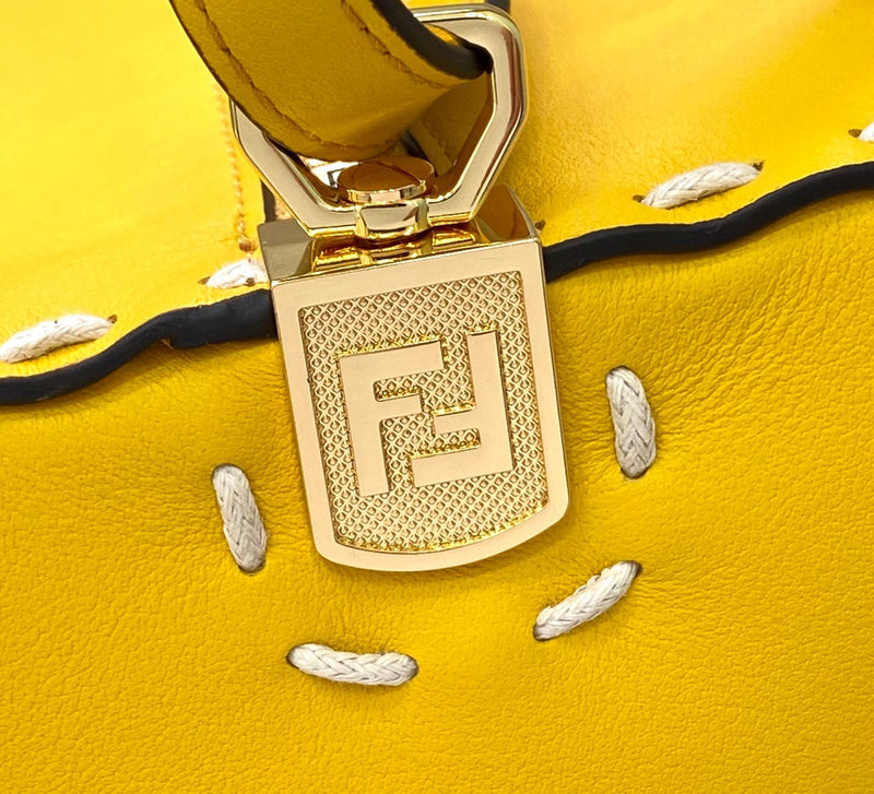 Ziva's Charm handbag – interior view (23cm*14cm*13cm)
