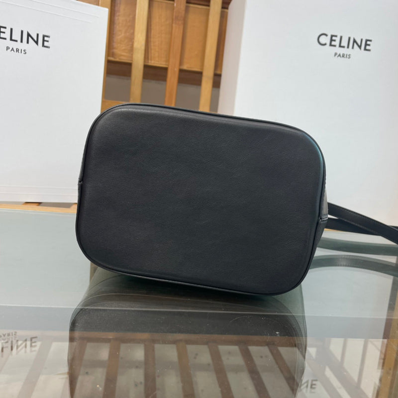 Front view of chic premium women's handbag – women's statement bag