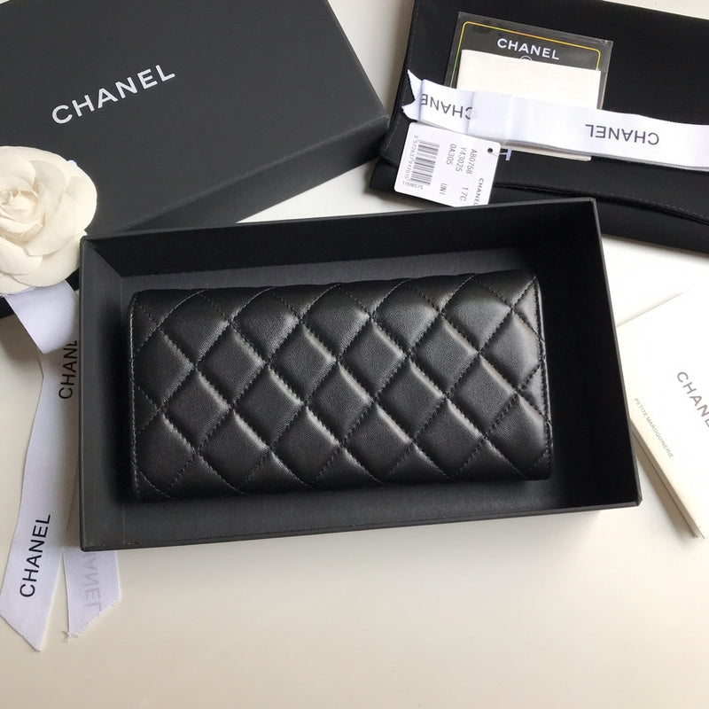 Zivas Charm Streamlined Design Everyday Handbag (Timeless Wardrobe Addition) – Styled Look