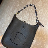  Minimalist shoulder bag front view 7