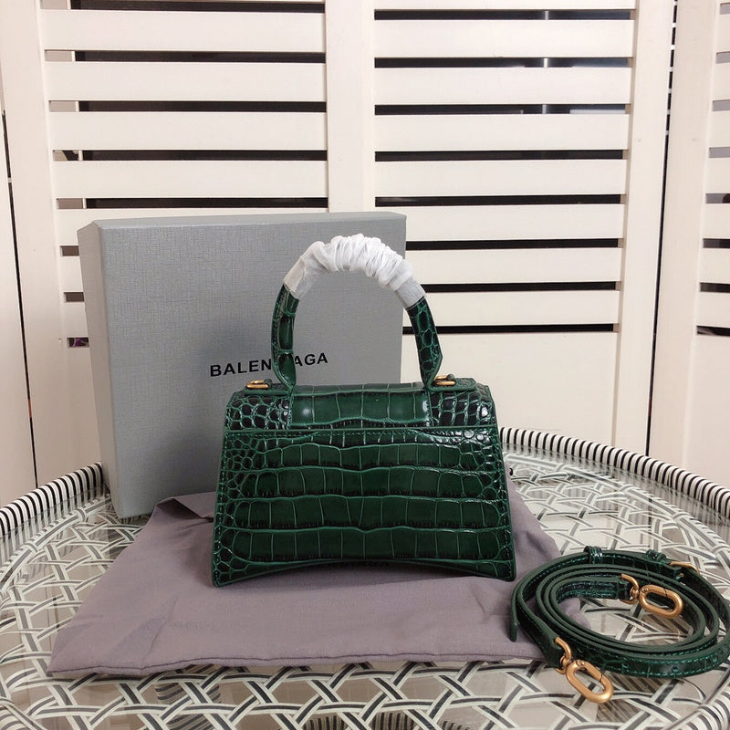 Styled lifestyle shot of chic structured women's handbag – women's statement bag