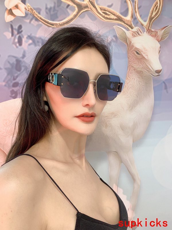 Front view of Louis Vuitton unisex sunglasses