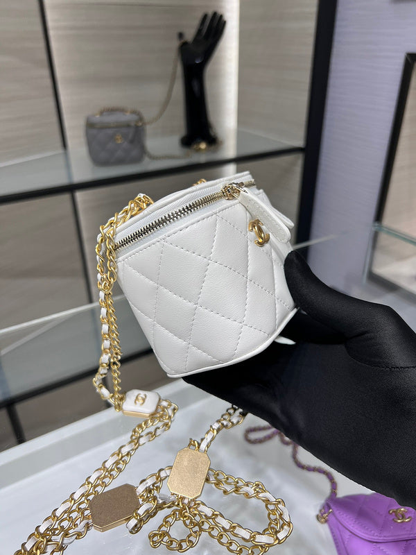 Zivas Charm Contemporary Flair Designer Handbag (Everyday Luxury Essential) – Styled Look