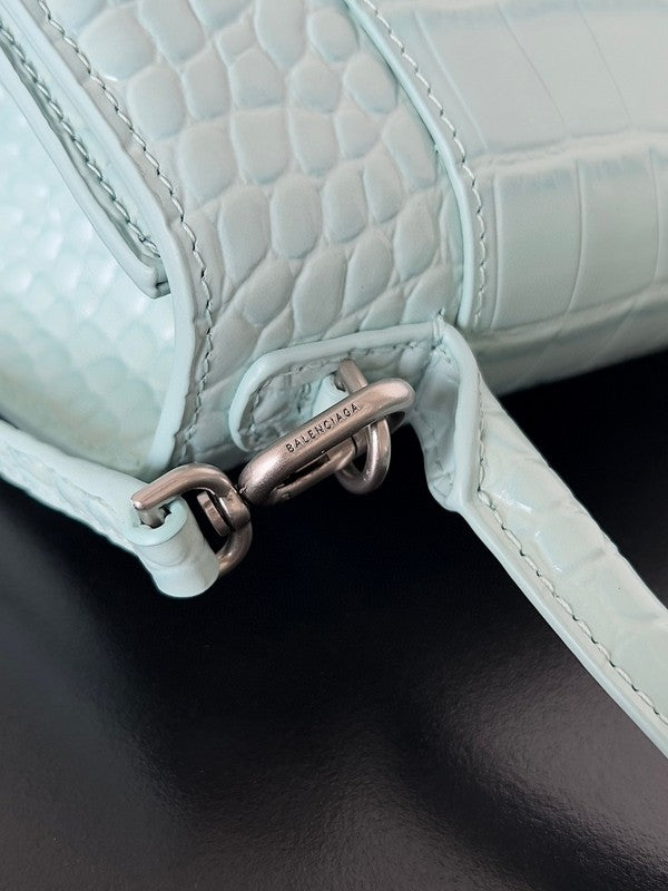 Zivas Charm Versatile Design Statement Handbag (Modern Wardrobe Staple) – Back View