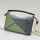 Ziva's Charm handbag – front view (24cm*16cm*10cm)