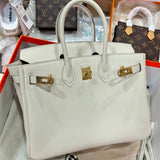  polished shoulder bag styled with outfit 12