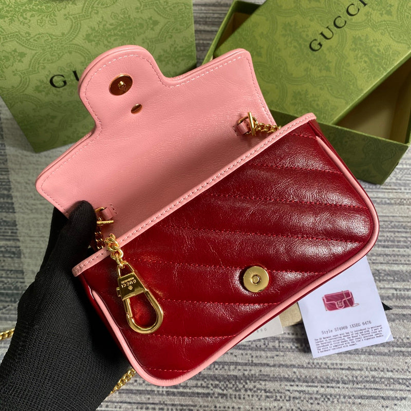 Handle and strap detail of elevated structured women's handbag – women's everyday handbag