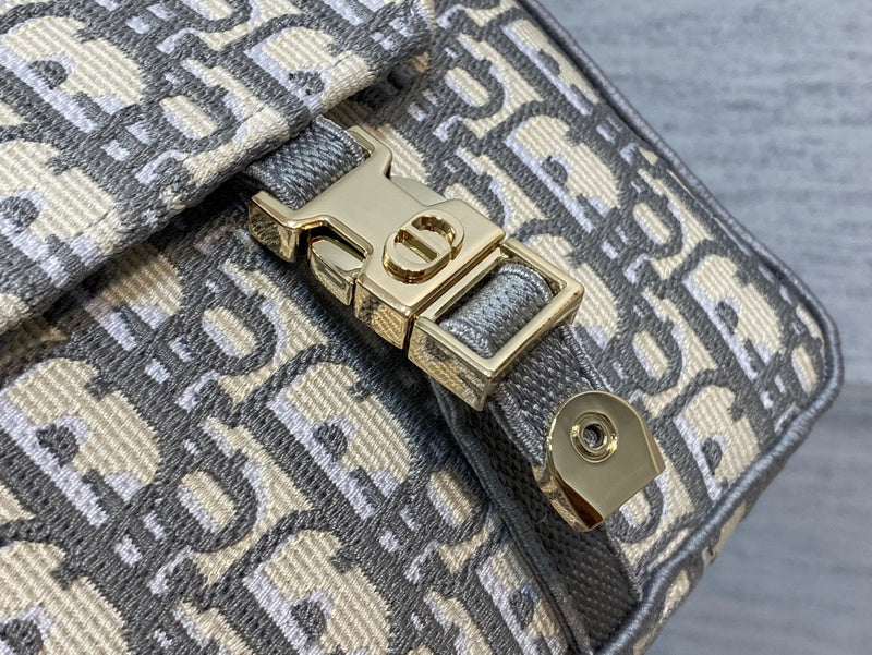 Interior view of sleek refined women's handbag – women's statement bag