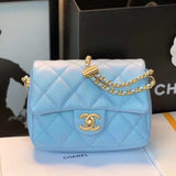  women's handbag, mid design, view 1