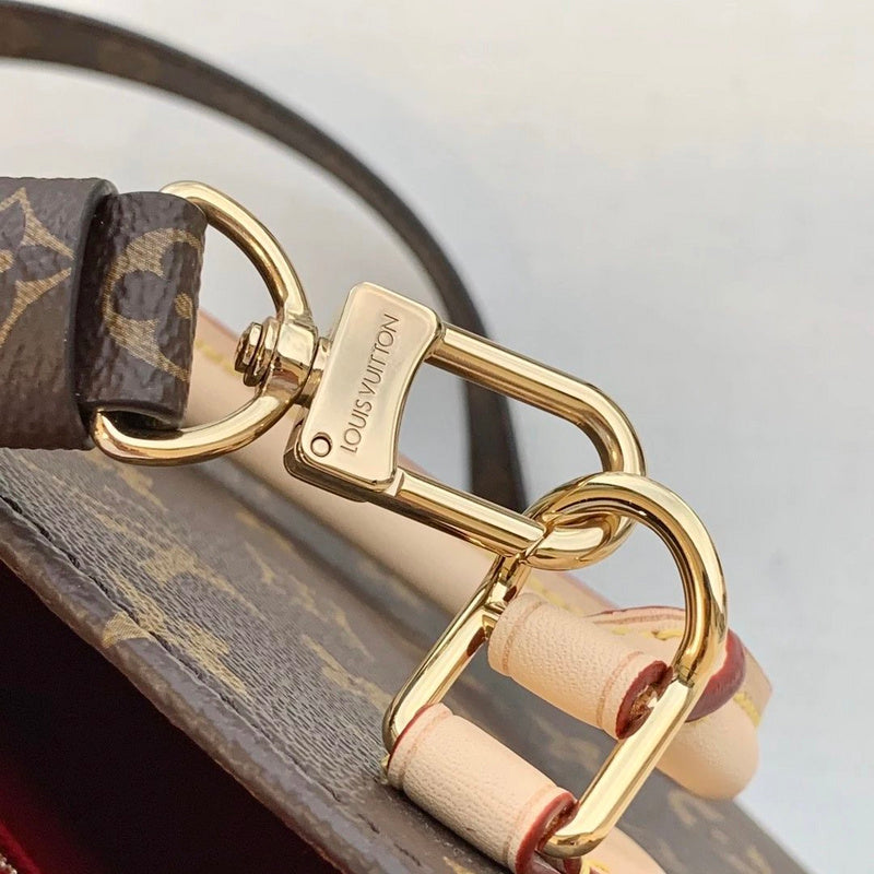 Handle and strap detail of modern elevated women's handbag – women's premium purse