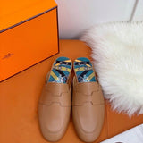 Hermes shoes Style 394 - back heel detail