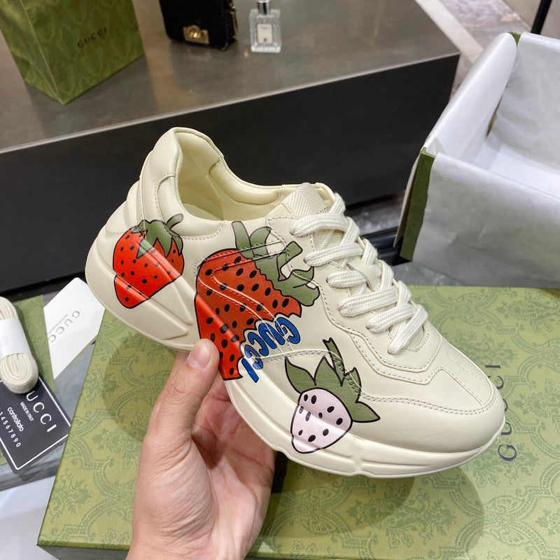 Side profile of Gucci crisp white sneakers everyday casual design
